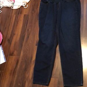 Maternity jeans